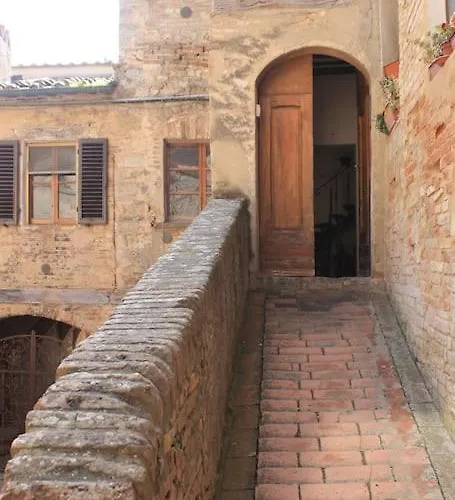 La Maison De Corinna * San Gimignano